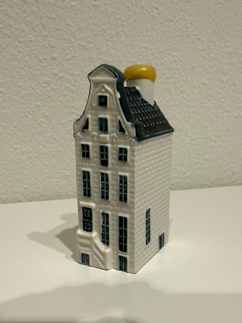 KLM Bols #38 Ceramic Dutch House
